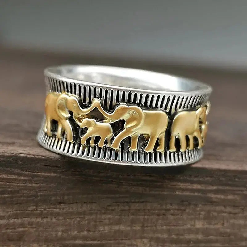 Bague Élégante en Or Vintage avec Éléphant